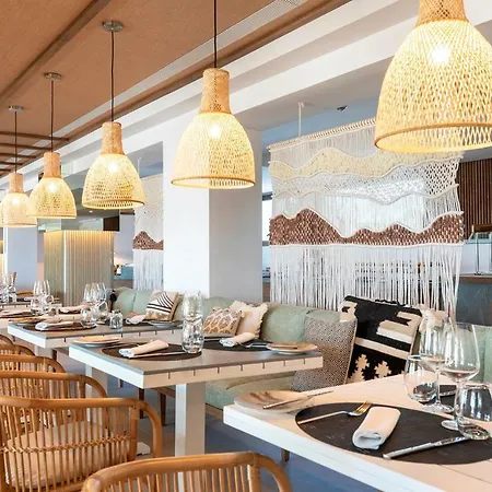 Hotel Hoposa Pollentia - Adults Only
