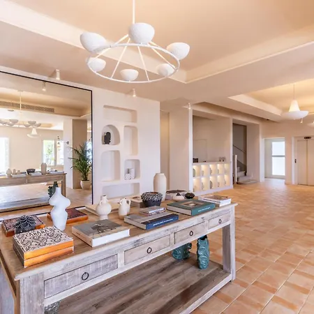 Hoposa Pollentia - Adults Only