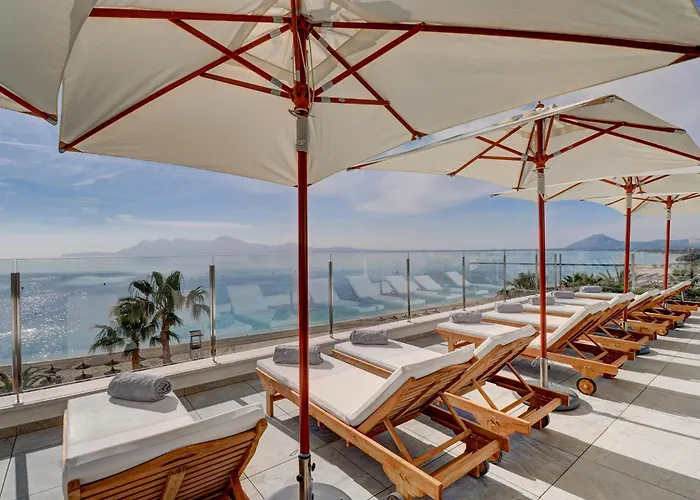 Hoposa Pollentia - Adults Only