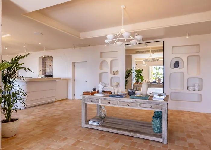 Hoposa Pollentia - Adults Only 4*